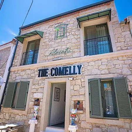 The Comelly Alacati Hotel 3*